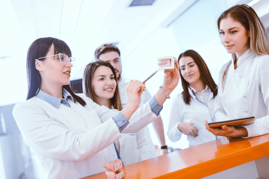 ¿Cuál es la función de la ortodoncia? | Ortotek